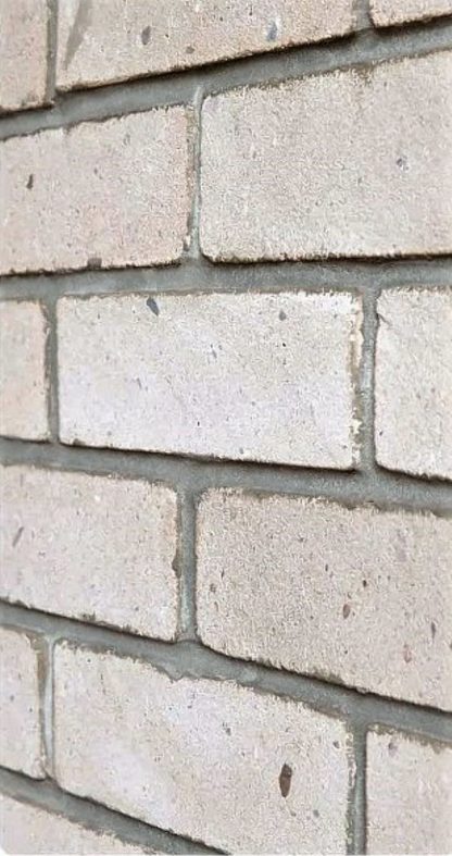 Cegła rozbiórkowa cięta Środek biały